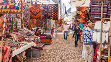 The most authentic local markets in Peru to discover its culture and traditions